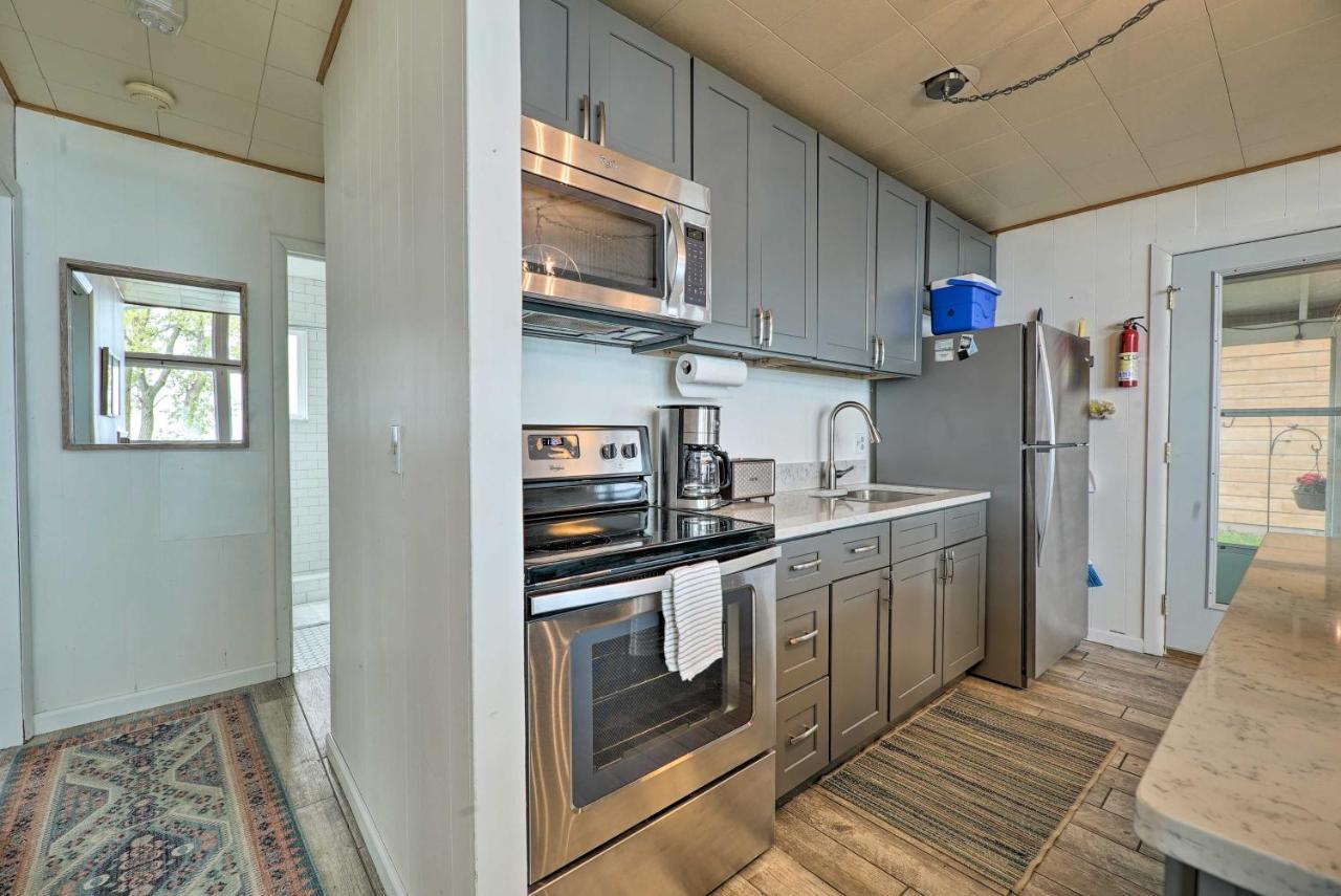 Lakefront Cottage Near Wineries And State Parks! Mears Exteriér fotografie