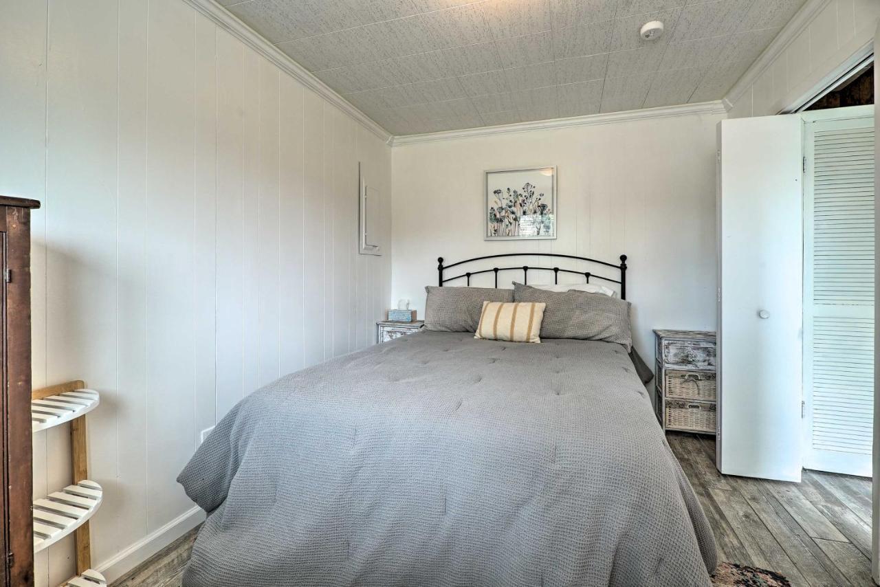 Lakefront Cottage Near Wineries And State Parks! Mears Exteriér fotografie